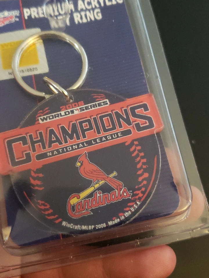 MLB 2006 World Series CHAMPIONS National League St Louis Cardinals Key Chain  - Image 3 of 4
