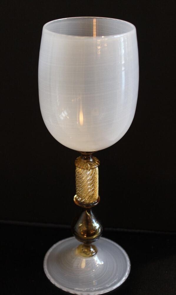 Magnifique verre à pied signé Davide FUIN Murano, torsadé
