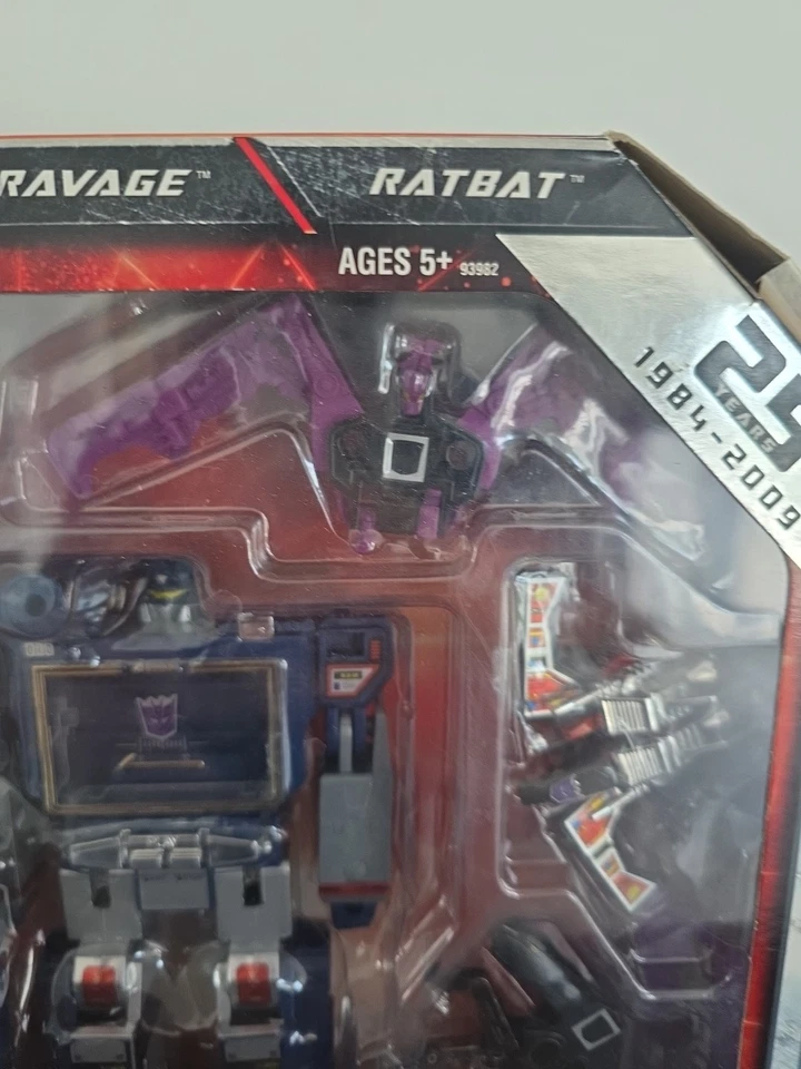 Transformers 25th Anniversary Soundwave - Image 4 of 4
