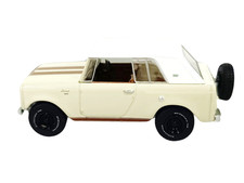 1967 International Scout 800 Sportop 1:64 Scale Model - Greenlight 35310B