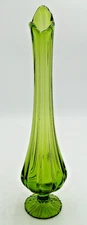 Vintage L.E. Smith 9 Petals Green Footed Ribbed Swung Vase 14.75" tall MCM