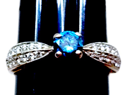 18K Gold Blue Diamond Ring .5 Carat - Size 7.5 - White Gold 18kt 750 Lab created - Picture 2 of 10