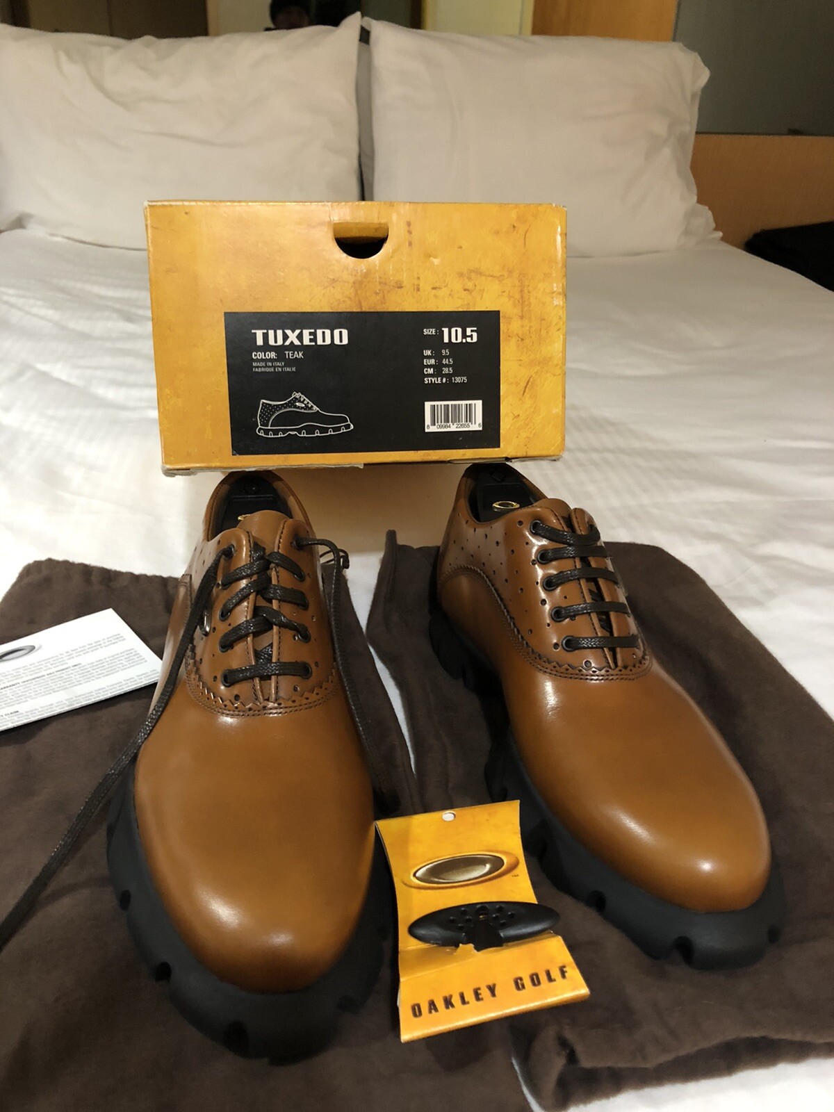 Oakley Tuxedo Golf Shoes | eBay