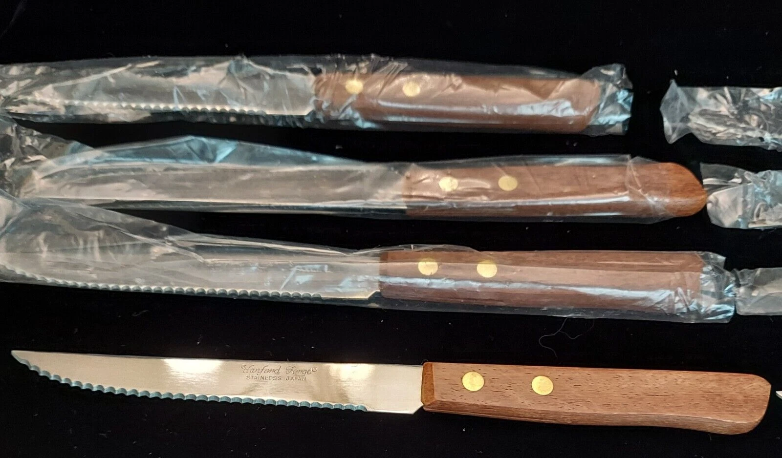 NEW Hanford Forge Steak Kitchen Knives Lot Of 8 Serrated Japan Stainless Steel.