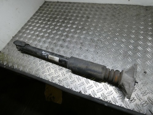 BMW F46 6857465 Stoßdämpfer Hinten  BJ.2015 Nr.2