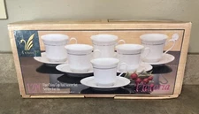 Lynn’s China 12 Piece Set Cups And Saucers Victoria New In Box Genuine