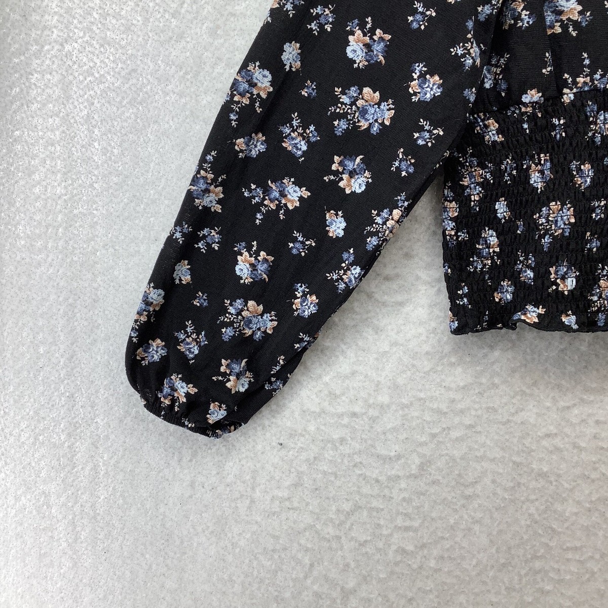 Jolie and Joy Women's Black Floral Long Sleeve Blouse Top Size
