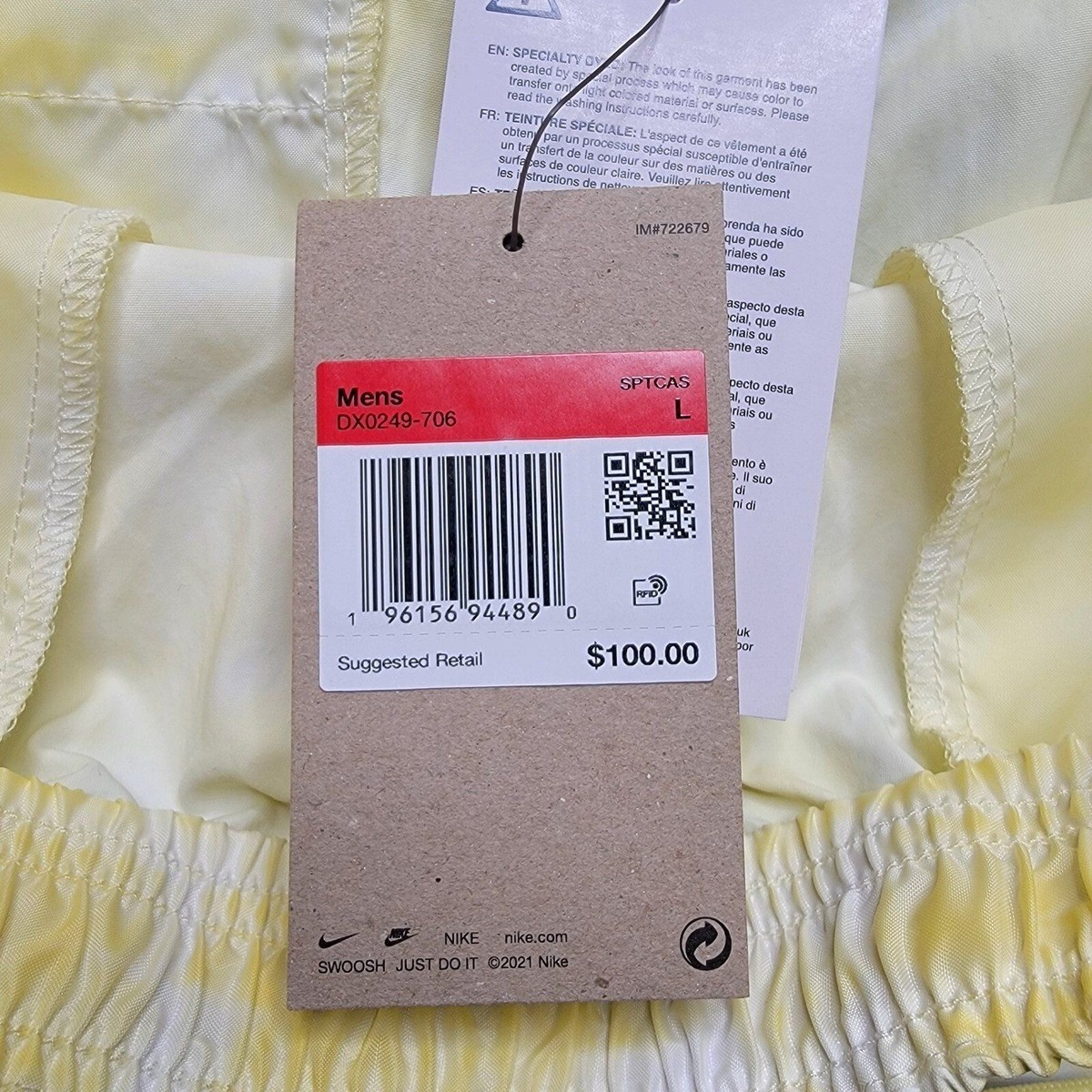 Nike Tech Pack Sportswear Woven Shorts Lemon Chiffon / White Size