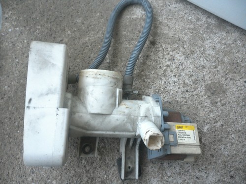 Abwasserpumpe Laugenpumpe Waschmaschine Privileg 586144