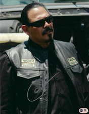 EMILIO RIVERA SIGNED SONS OF ANARCHY MAYANS 14x11 PHOTO (ACG CERT AG16724)