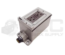 KILLARK FD-1M DEEP END DEEP CONDUIT HOUSING W/ GFI RECEPTACLE *READ*