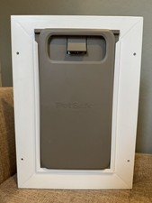 PetSafe ZPA00-16201 Small Pet Wall Door - White