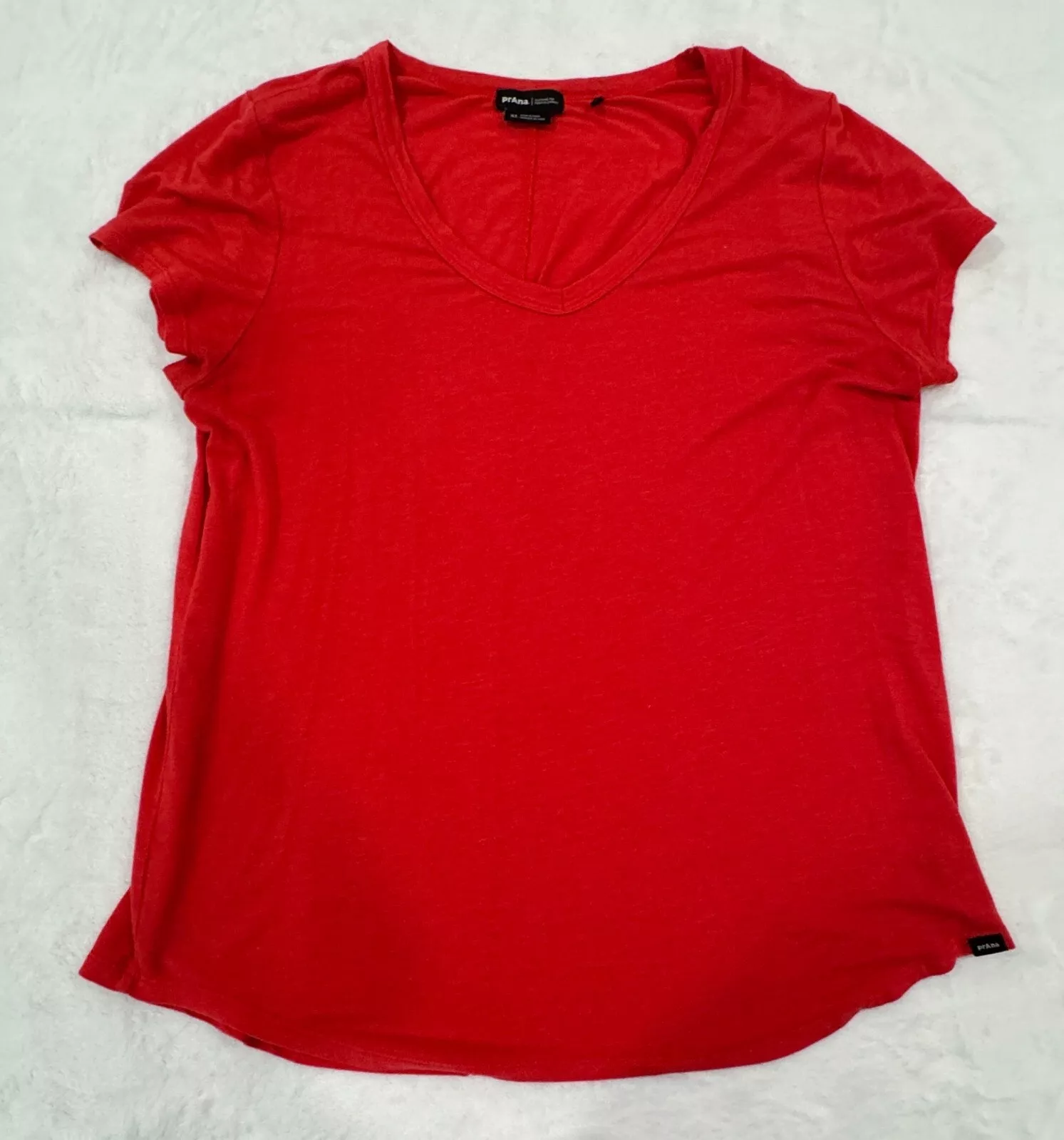 prana v-neck short sleeve pullover shirt
