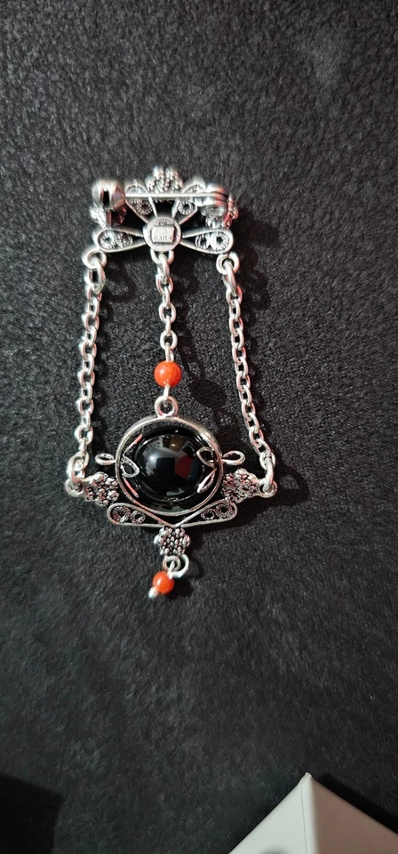 Rarissima spilla antica tenuta in maniera maniacale. Vendo al miglior offerente - Immagine 2 di 3