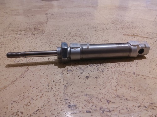 Festo Druckluftzylinder DSNU-25-50-PPV-A NEU!!! - Bild 4 von 6