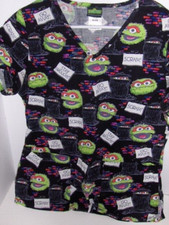 Sesame Street - Oscar The Grouch scrub top - X Small