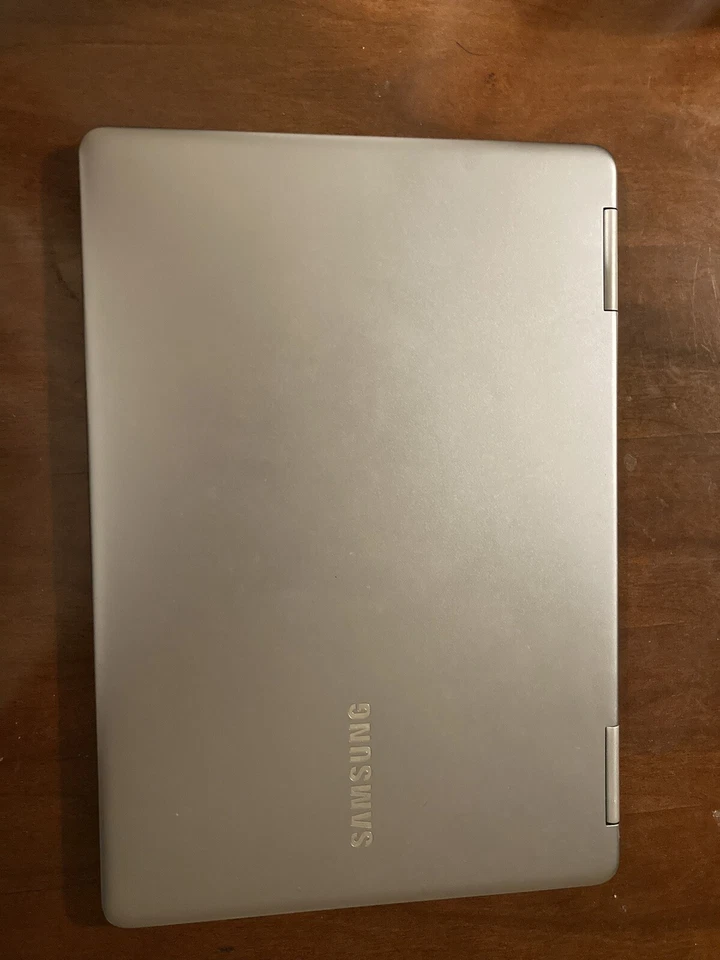 Portátil Samsung 9 Pro 15 pulgadas (256 GB, Intel Core i7 8ª generación, 4,00 GHz, 16 GB)... Foto 3 de 3