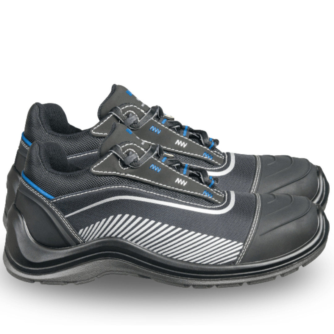 2 Pairs Safety Jogger Dynamica S3 Safety Shoes Size 7.5 (RRP £69 Each)