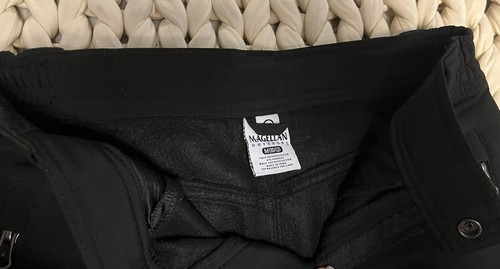 Magellan Outdoors Kids Youth Medium 10-12 Winter Snow Ski Black Pants Exc Cond - Picture 2 of 5