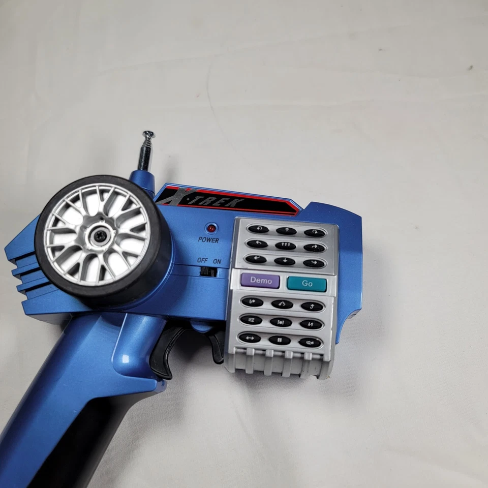 SILVERLIT X-TREK 遥控遥控器 49MHZ。 — 第 3/4 张图片