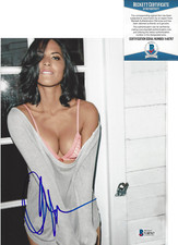 OLIVIA MUNN - SIGNED AUTHENTIC 8x10 PHOTO B X-MEN SEXY ACTRESS BECKETT COA BAS