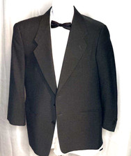 preowned Georgio Armani, tux, Italy, black, very soft, VGC approx 41 s