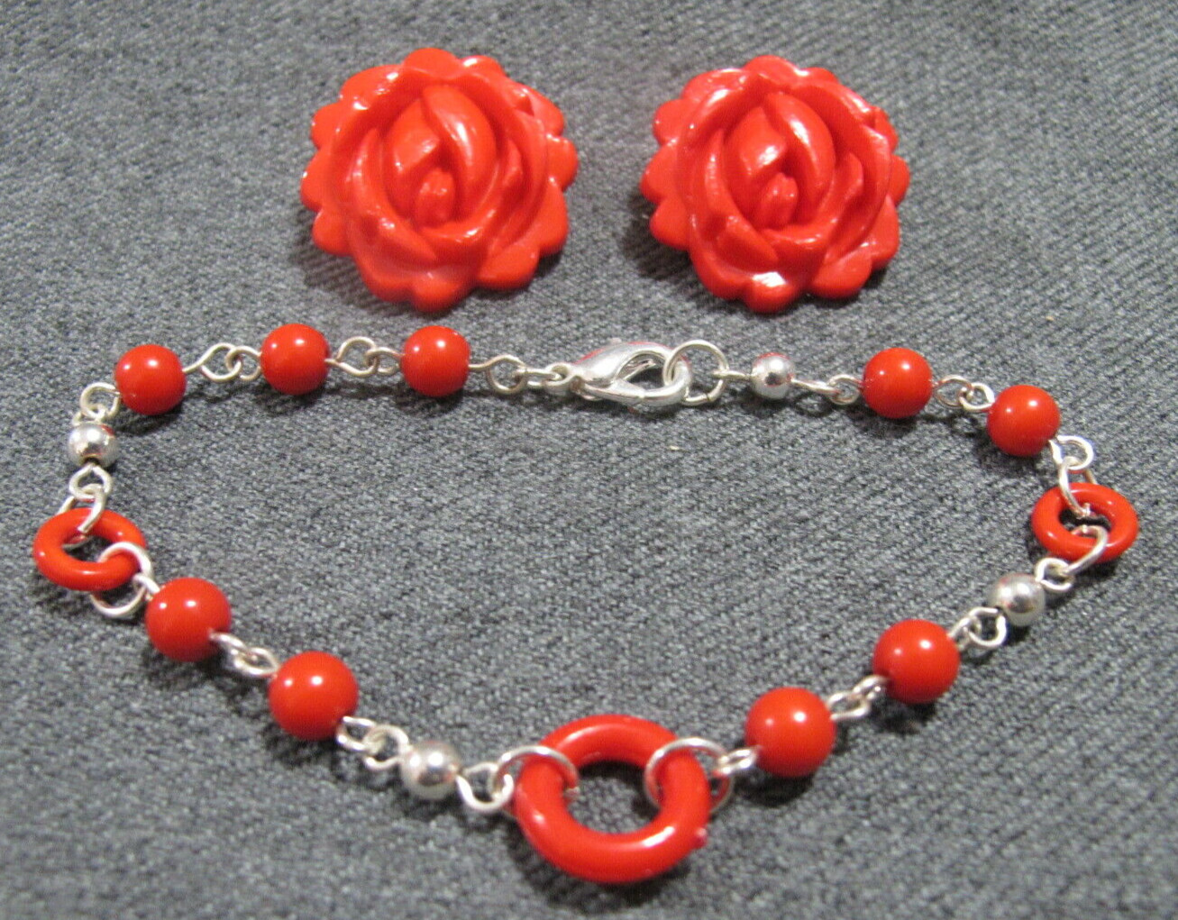 Vintage red flower plastic earrings + red plastic silvertone metal bracelet
