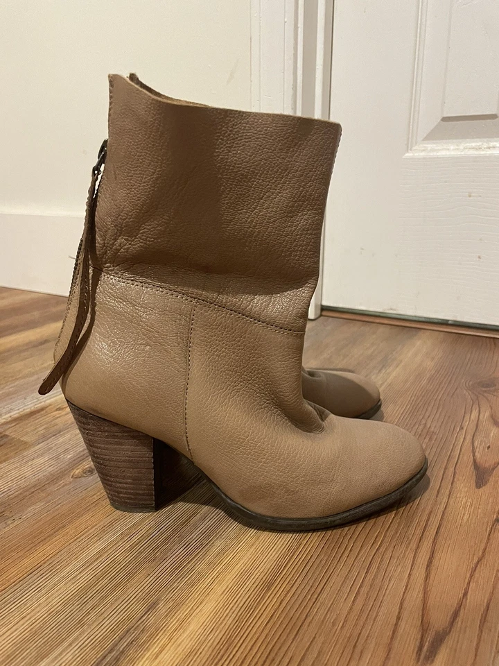 Botas con cremallera de cuero beige Diba para mujer talla 7,5 Foto 4 de 4