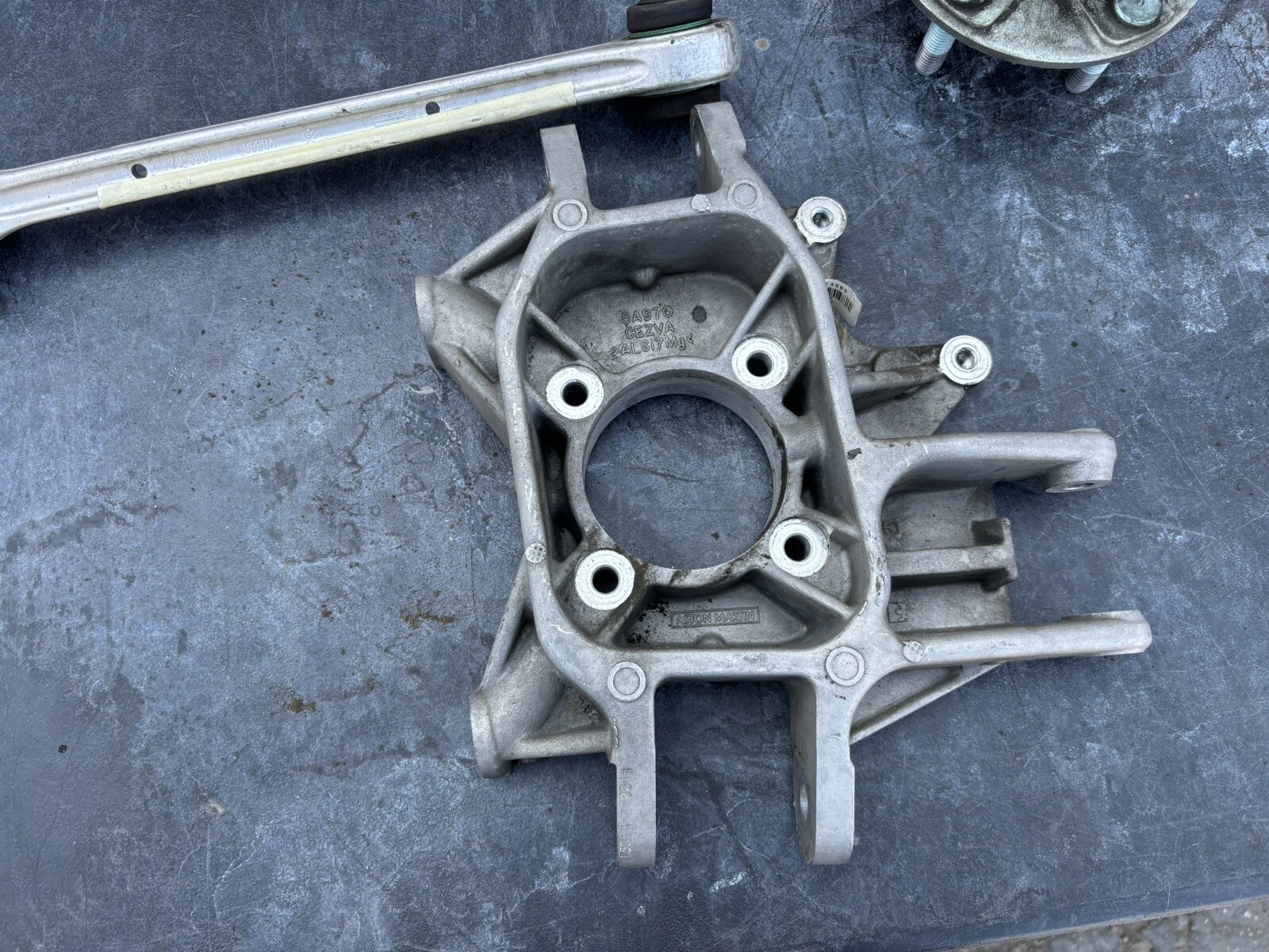 Aston Martin DB9 GT 2016 Rear Right Suspension Parts 13-16