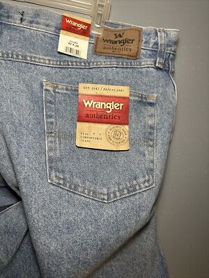 Wrangler Jeans 42 x 29 Blue Denim Faded Relax Fit ZM100LS