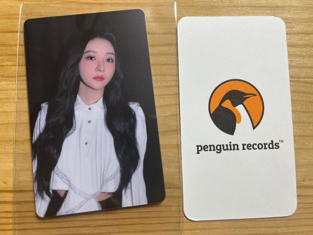 Dreamcatcher - Apocalypse : Follow us Platform Album PVC CARD