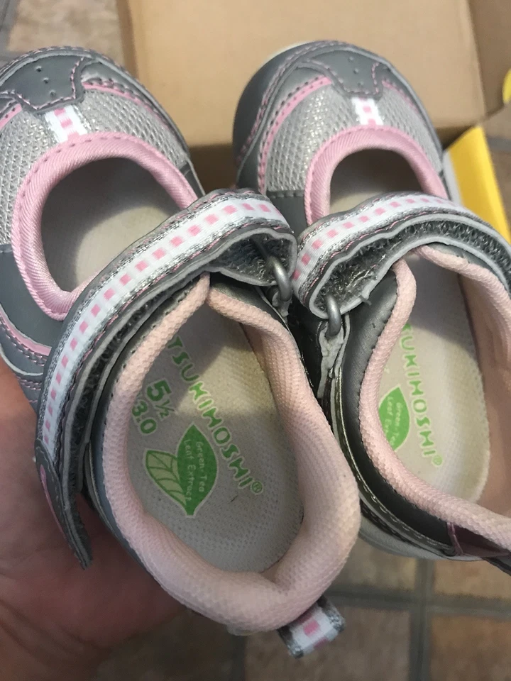 BN con caja! Tsukihoshi Natsu Niña Pequeña Talla 5.5 // ¡SÚPER LINDO!! Foto 2 de 4