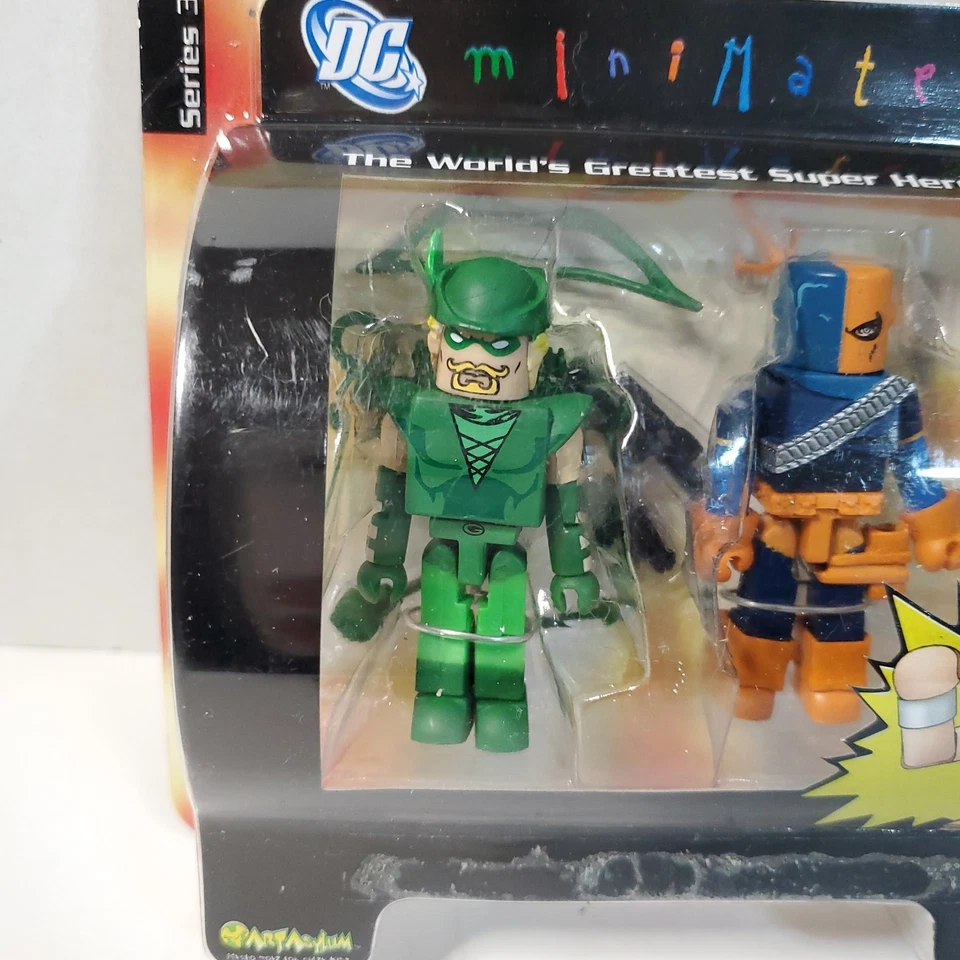 DC Minimates GREEN ARROW DEATHSTROKE Figuras Série 3 Art Asylum 2006 DANO NA CAIXA - Imagem 2 de 4