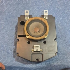 90-95 Toyota 4Runner Rear Cargo Amplified Amp Speaker Box Complete Left or Right