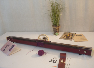 Knittax M2 Strickmaschine  mit Anleitung & Zubehör (3)