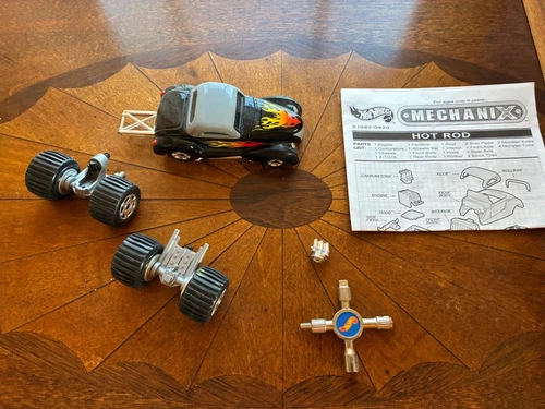 Vintage 1998 Hot Wheels Mechanix Hot Rod Black w/ Manual & Accessories