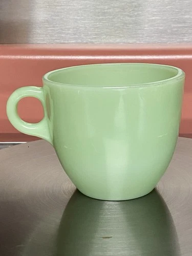One Fire King Vintage Jadeite Green Coffee Mug **Free Shipping**