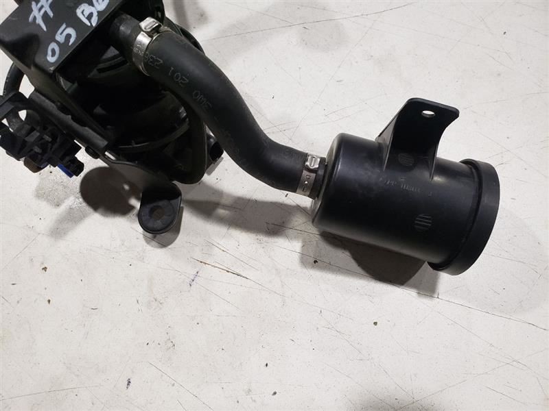 2005 Bentley Continental GT Fuel Emission Leak Detection Pump OEM 3W0906271