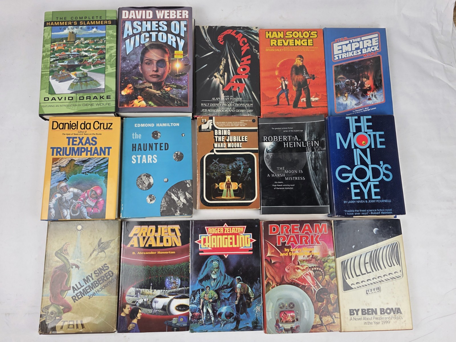 Lot of 15 Vintage Sci-Fi / Fantasy Books Star Wars Black Hole Millennium Avalon