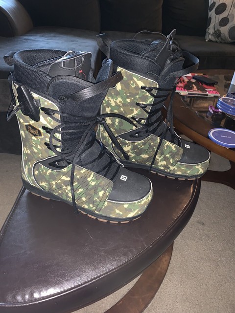 salomon dialogue wide