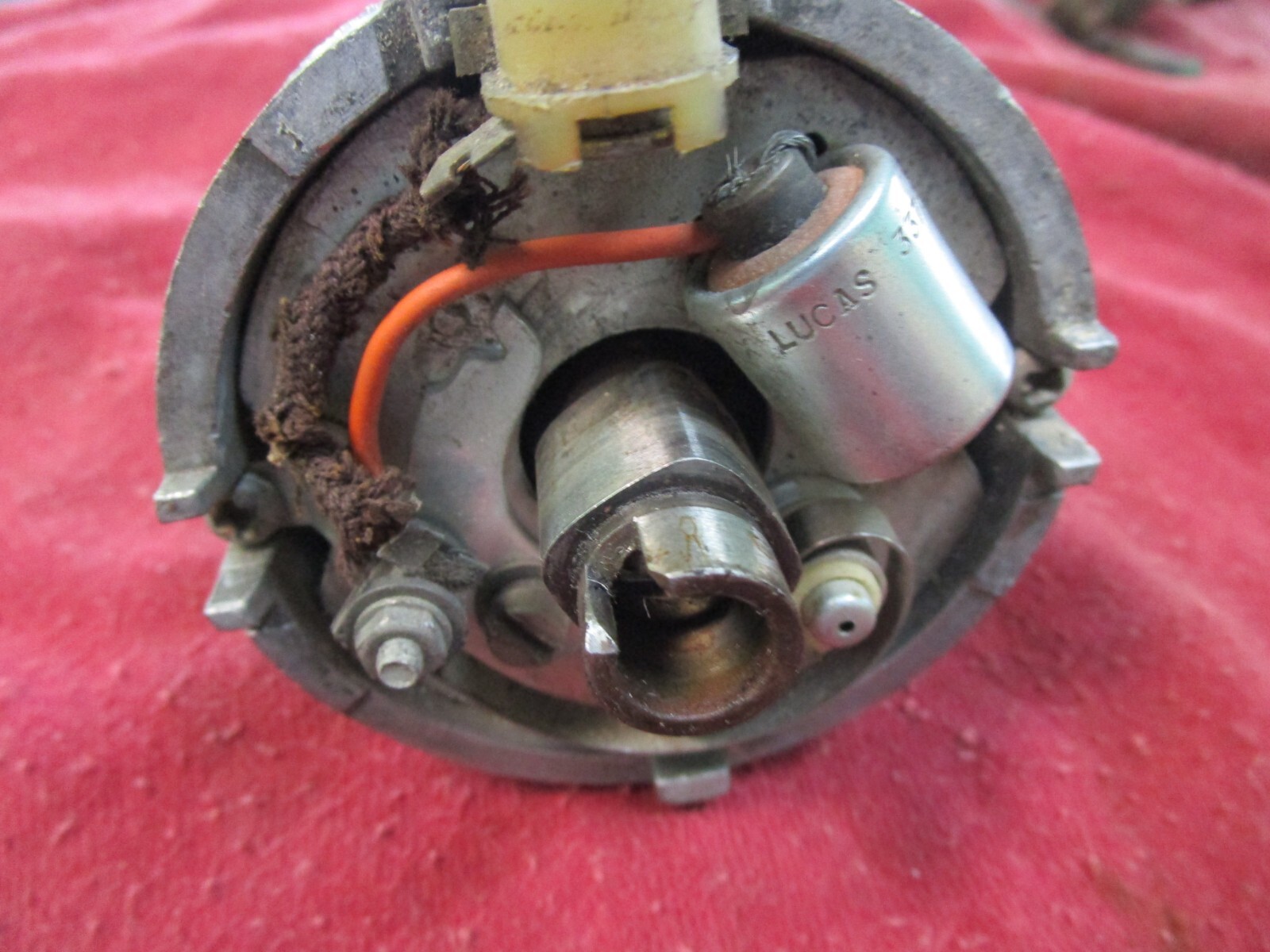 Lotus Ford Lucas centrifugal advance gear driven distributor Lucas 40819K, 23D4