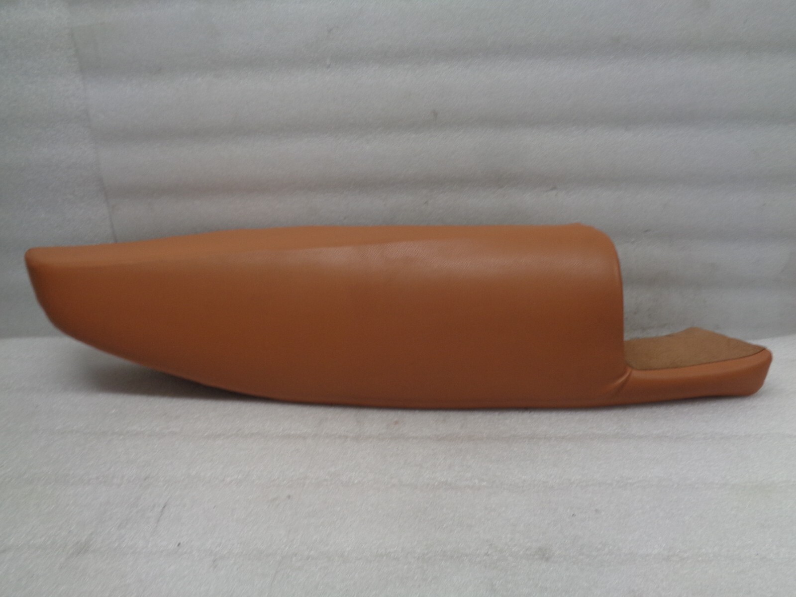 04-08 Maserati Quattroporte Rear Left Seat Bolster Cushion Trim OEM AK2210101