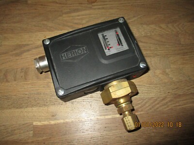 Herion 0804500 Druckschalter 0,3 - 4 bar NEU