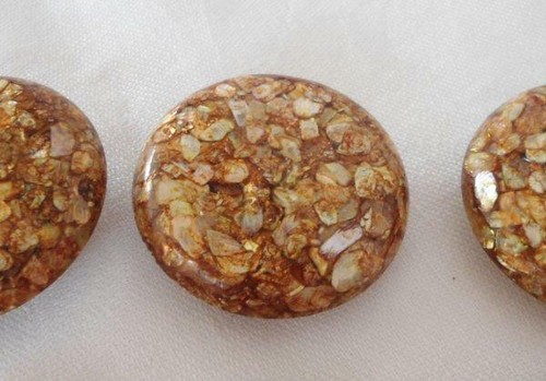 Vintage Set Big Lucite Buttons Shells Apple Juice Confetti Sparkle