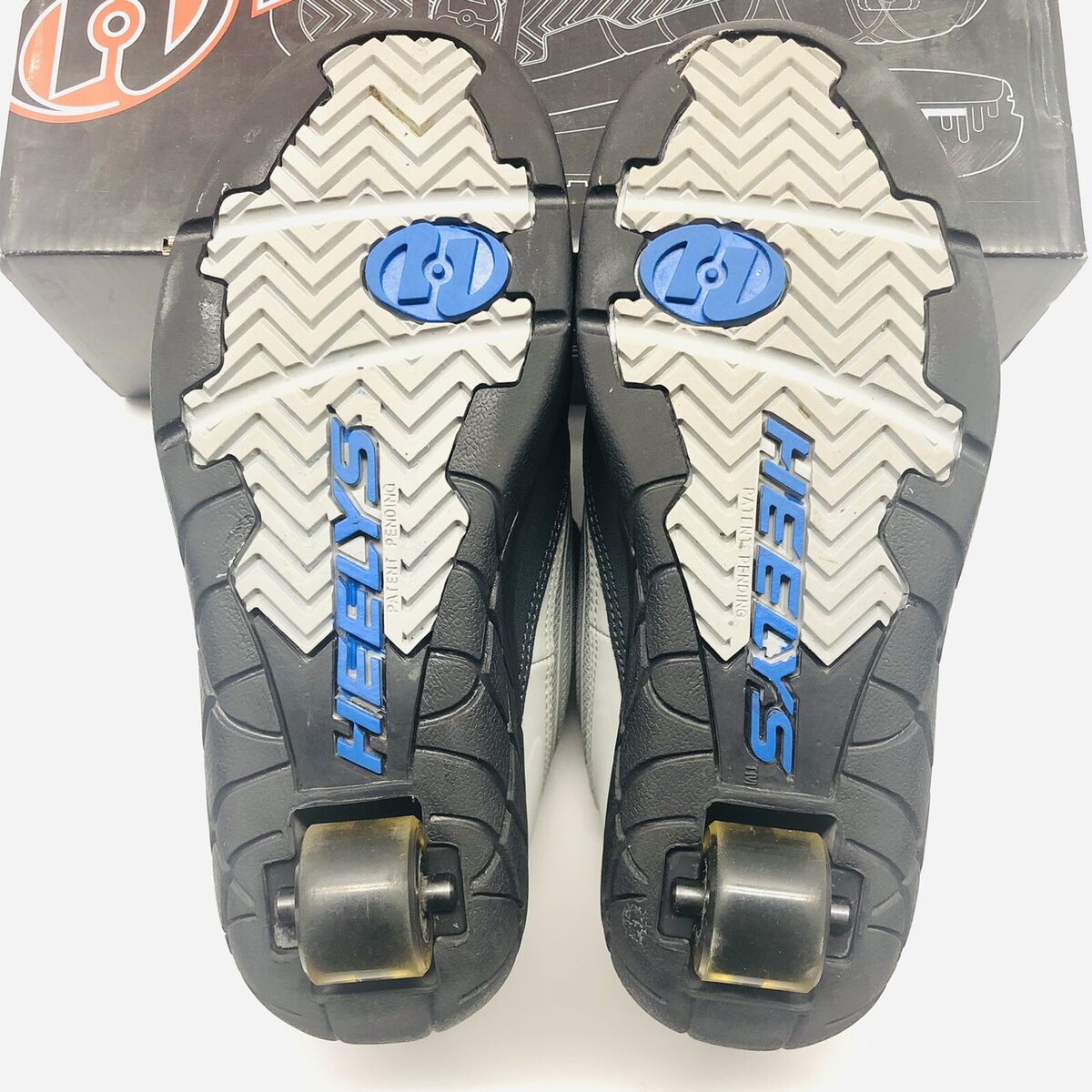 VTG Heelys Rage 7012 Charcoal/Silver/Blue Skate Shoes Boy's VTG Heelys Rage 7012 Charcoal/Silver/Blue Skate Shoes Boy's