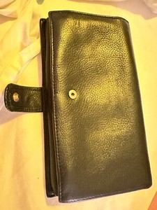 VTG Soft Leather fine calfskin Blackn wallet bilfold  7 1/4  x 4"  made in India
