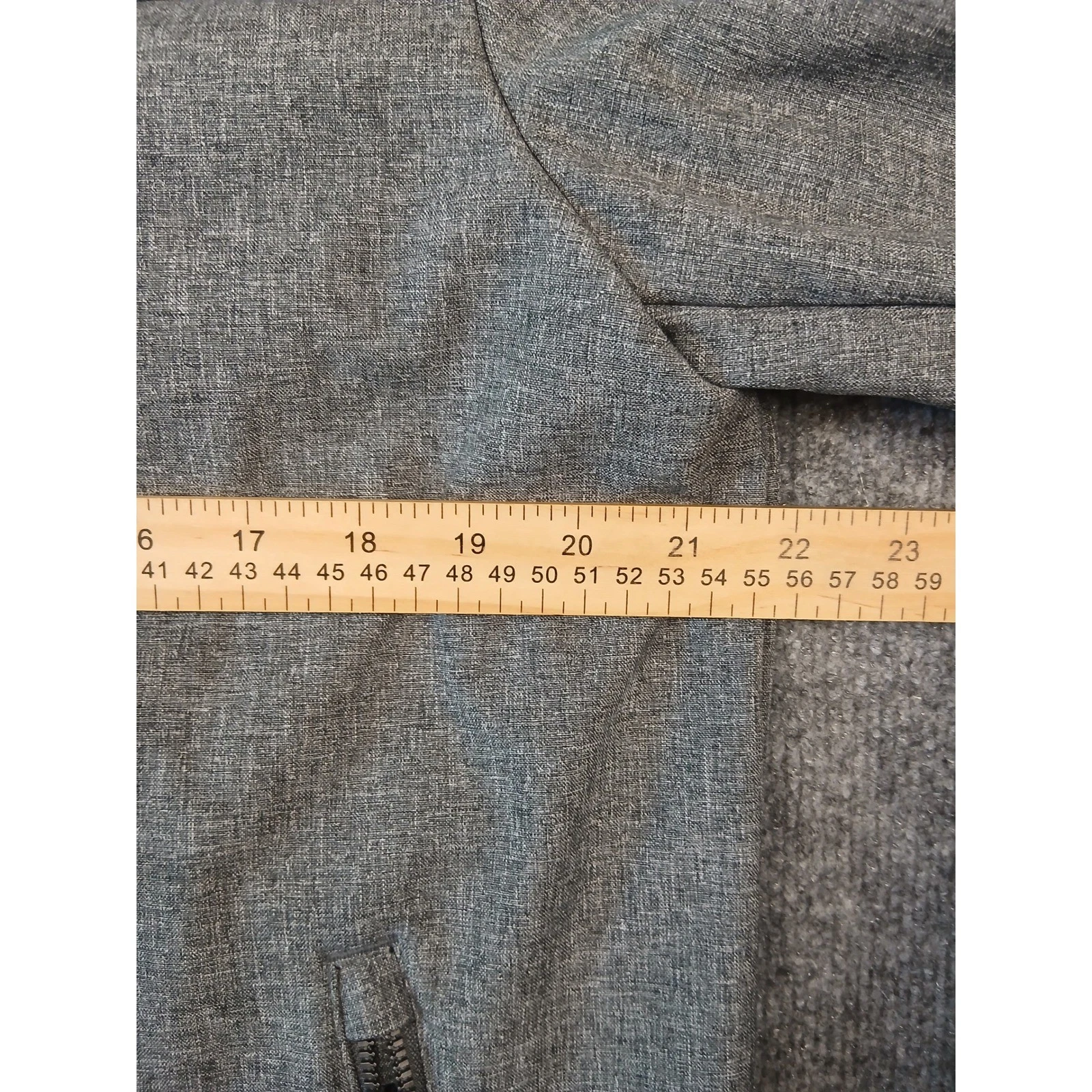 NWT Tommy Hilfiger Mens Grey Softshell Jacket Water Resistant Wind Resistant M image 7