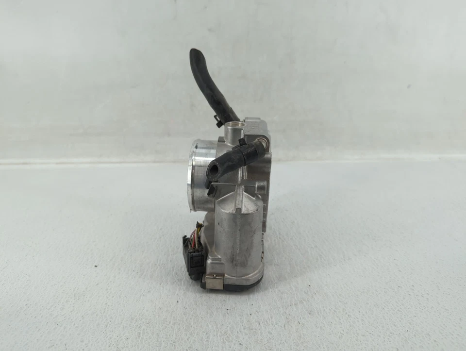 Hyundai Sonata 2011-2015 carrocería del acelerador YTAAW Foto 4 de 4