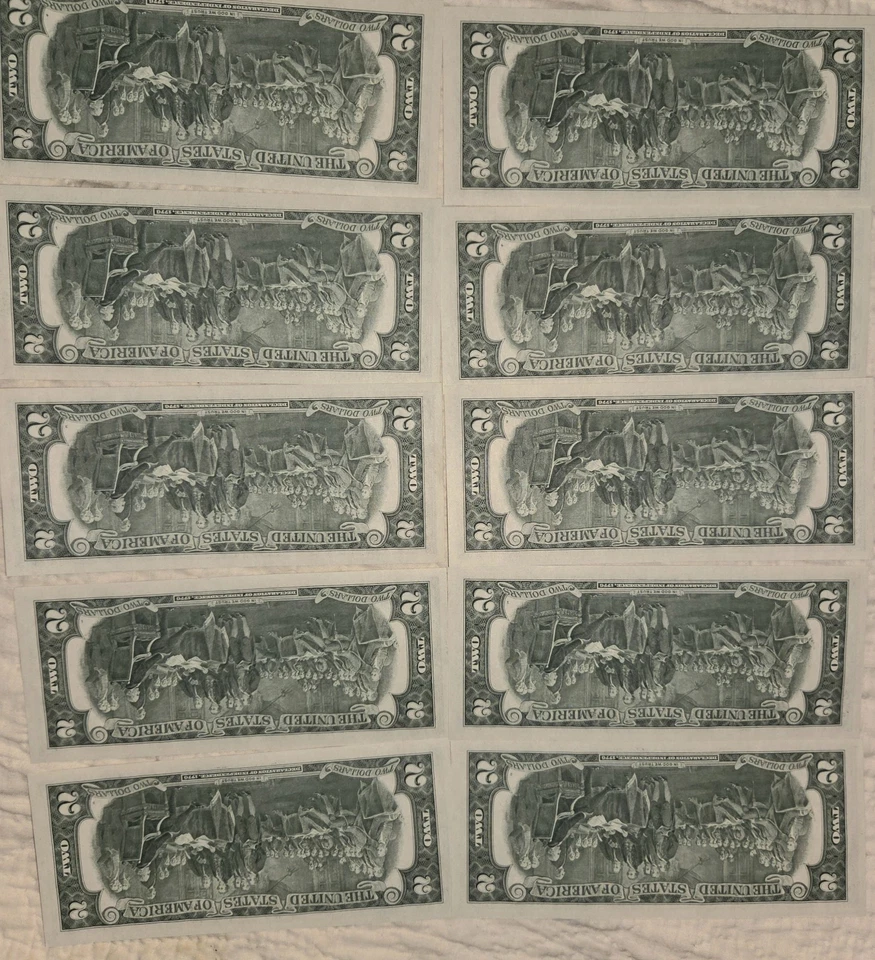 1976 $2.00 Uncirculated Bills Pristine Condition and CONSECUTIVE MINT SET - Image 4 of 4