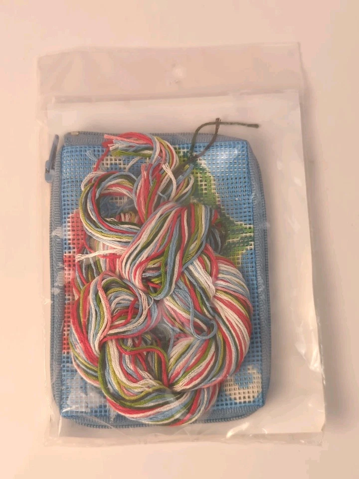 Alice Peterson Stitch & Zip Needlepoint Red Flower NIP Coin Purse Crafts READ - Image 2 of 2